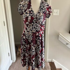 Kaileigh Arnandine V-Neck Floral Flowy Dress in Size XXL Plus Size Stitch Fix
